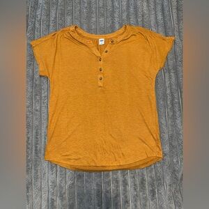Old Navy Gold Buttoned Short Sleeve Tee